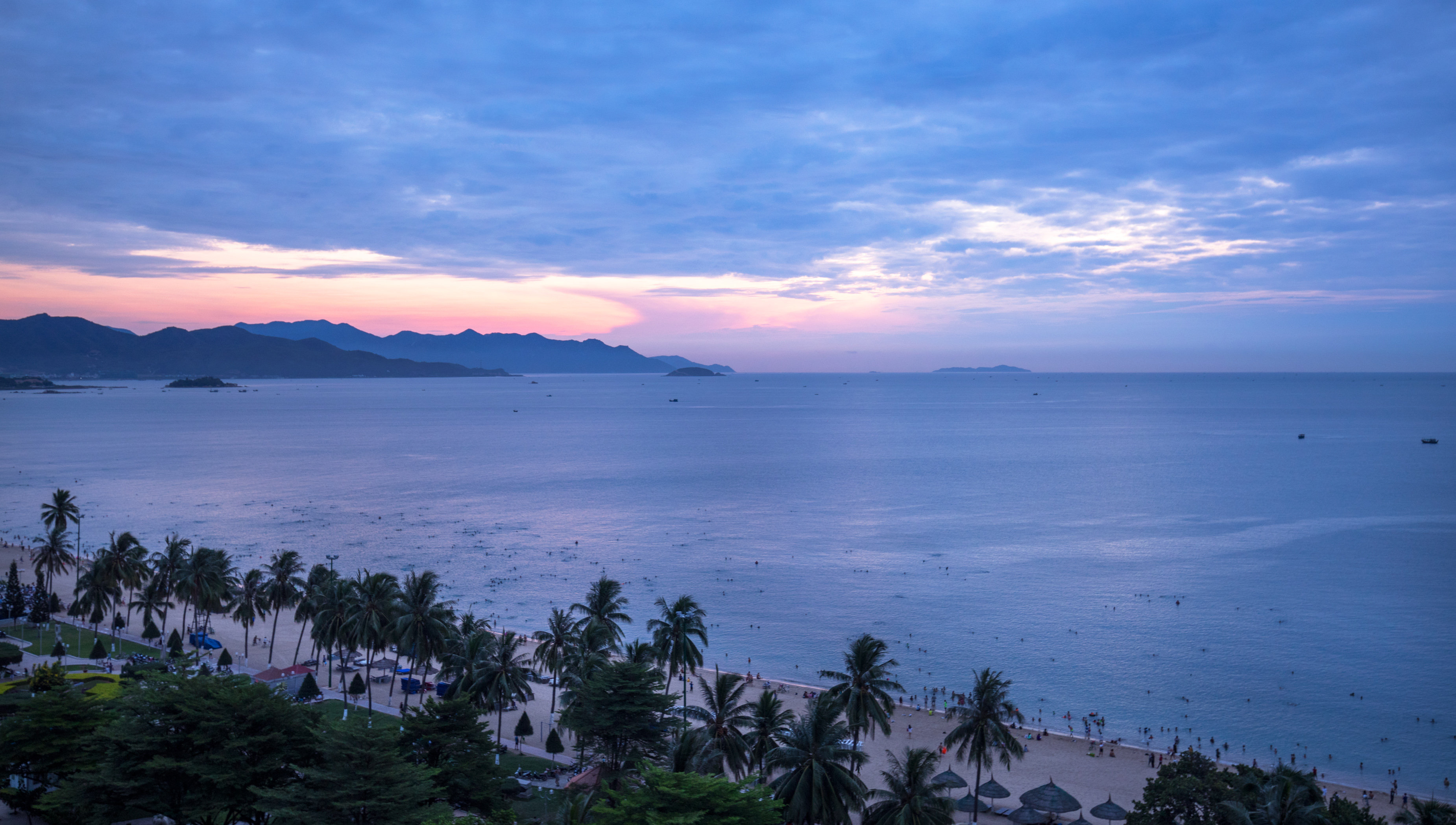 Citadines Bayfront Nha Trang 46/48