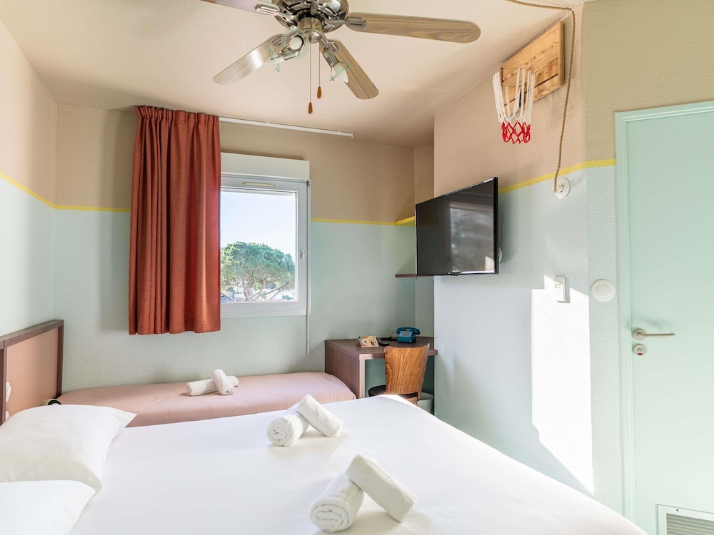Ibis Styles Pont du Gard Route d'Avignon 6/49
