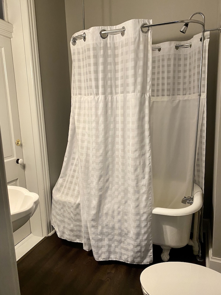 Captain Wohlt Inn Bed Breakfast 34/76
