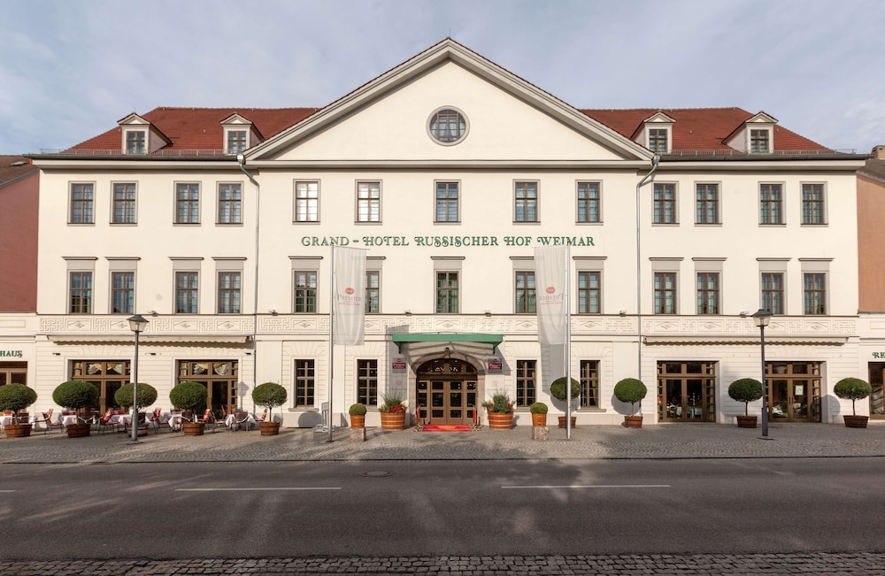 Best Western Premier Grand Hotel Russischer Hof 1/67