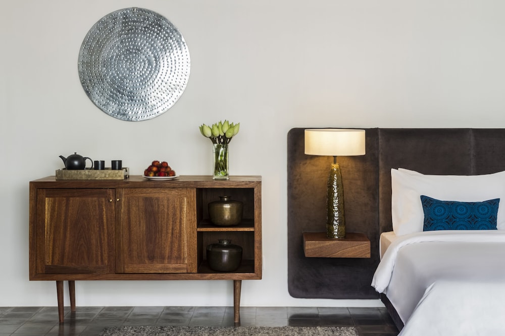 Viroth Apos S Hotel 60/74