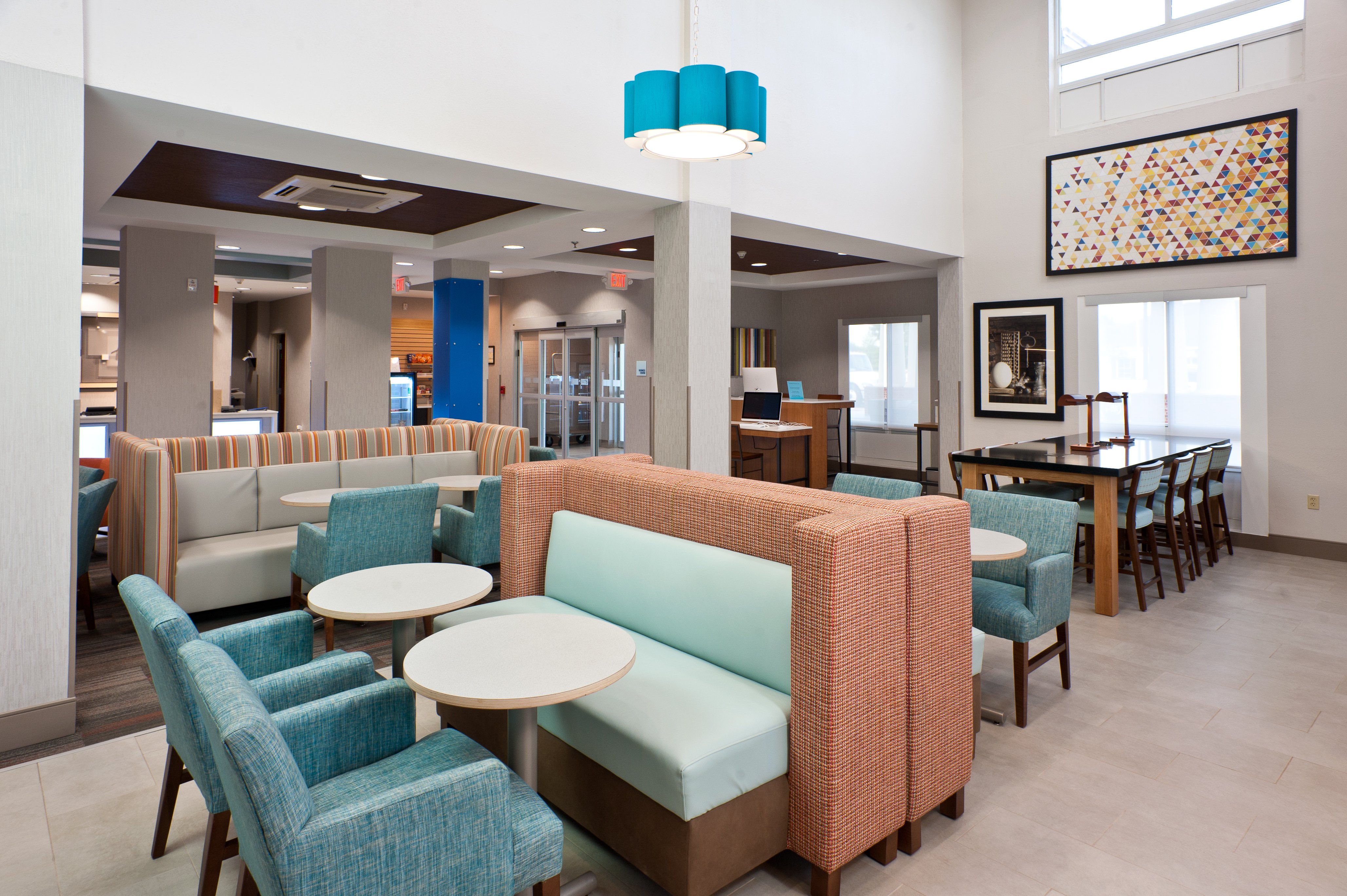 Holiday Inn Express Hotel Suites Scott Lafayette West 33/50
