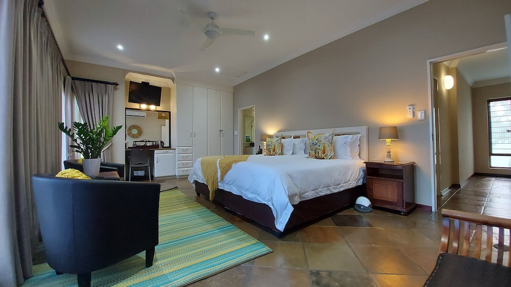 1 BEDROOM, STANDARD, DOUBLE BED, GARDEN VIEW