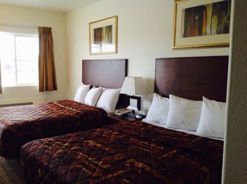 Baymont by Wyndham Ridgecrest 19/49