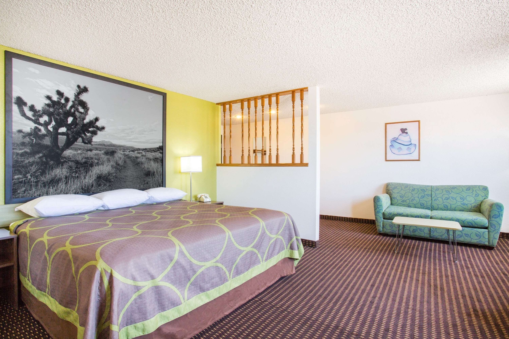 ROOM, KING BED