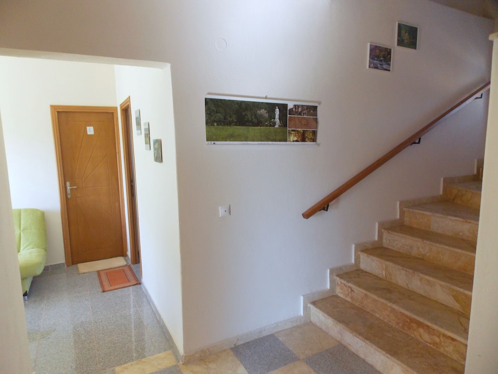 Nikos Apartments photo2
