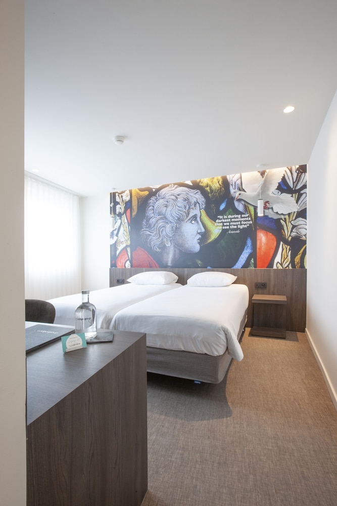 Hotel New Damshire 13/39