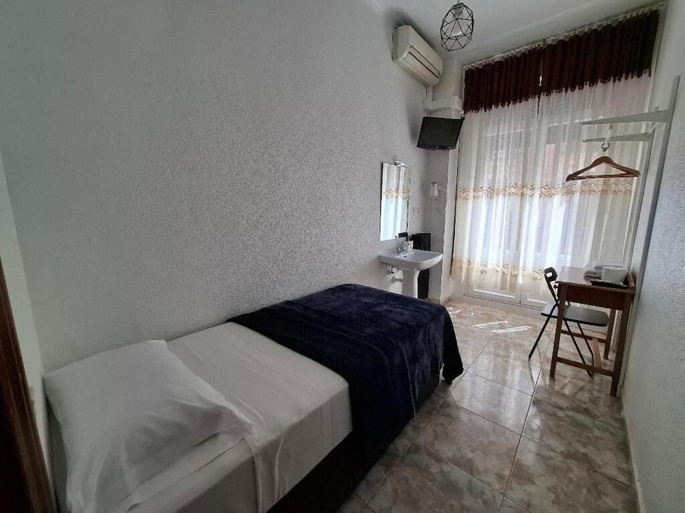 Hostal Palacios Fuencarral 26/67