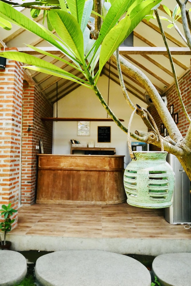 Kalua Boutique Bungalows 7/50
