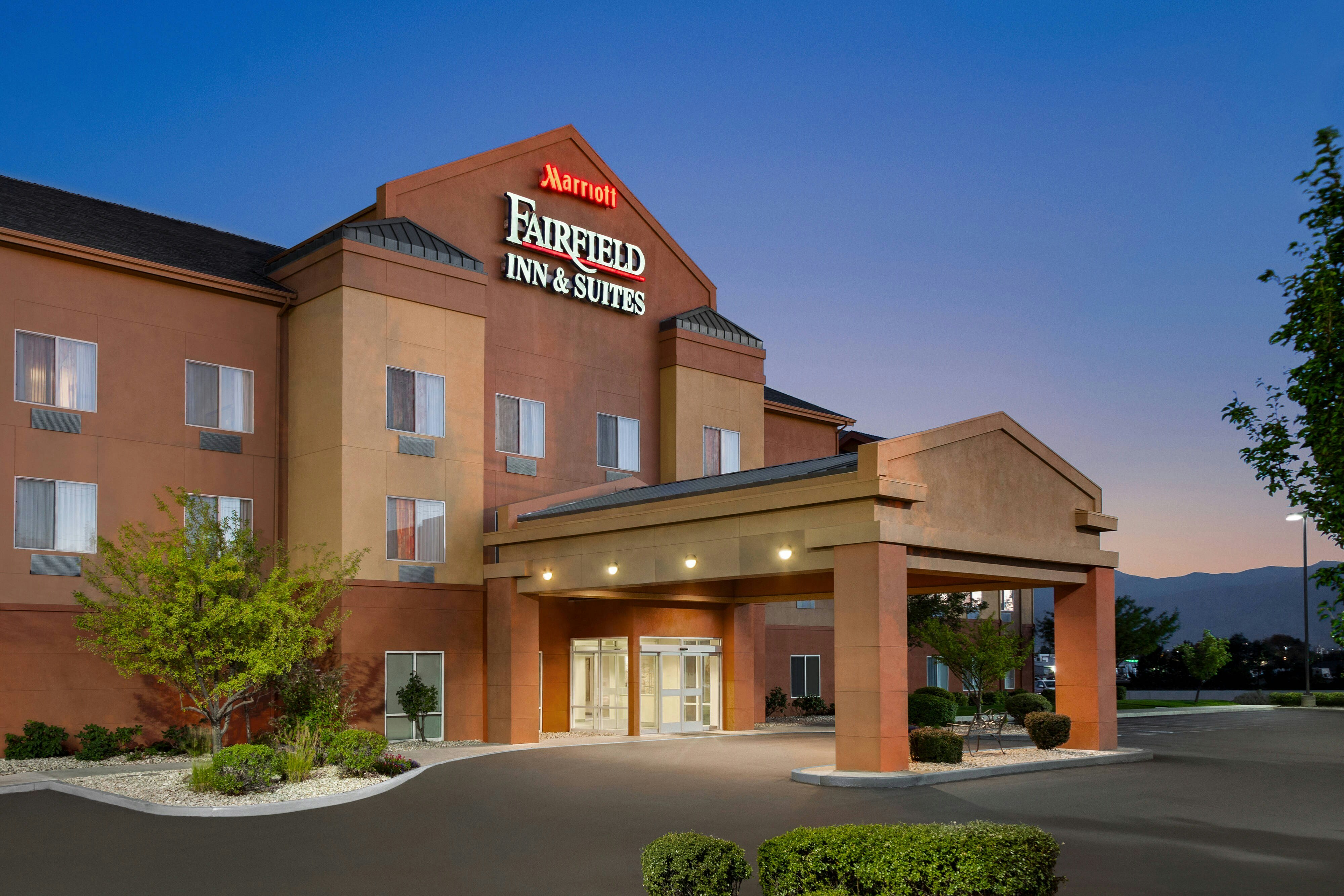 Fairfield Inn Suites Reno Sparks 1/11