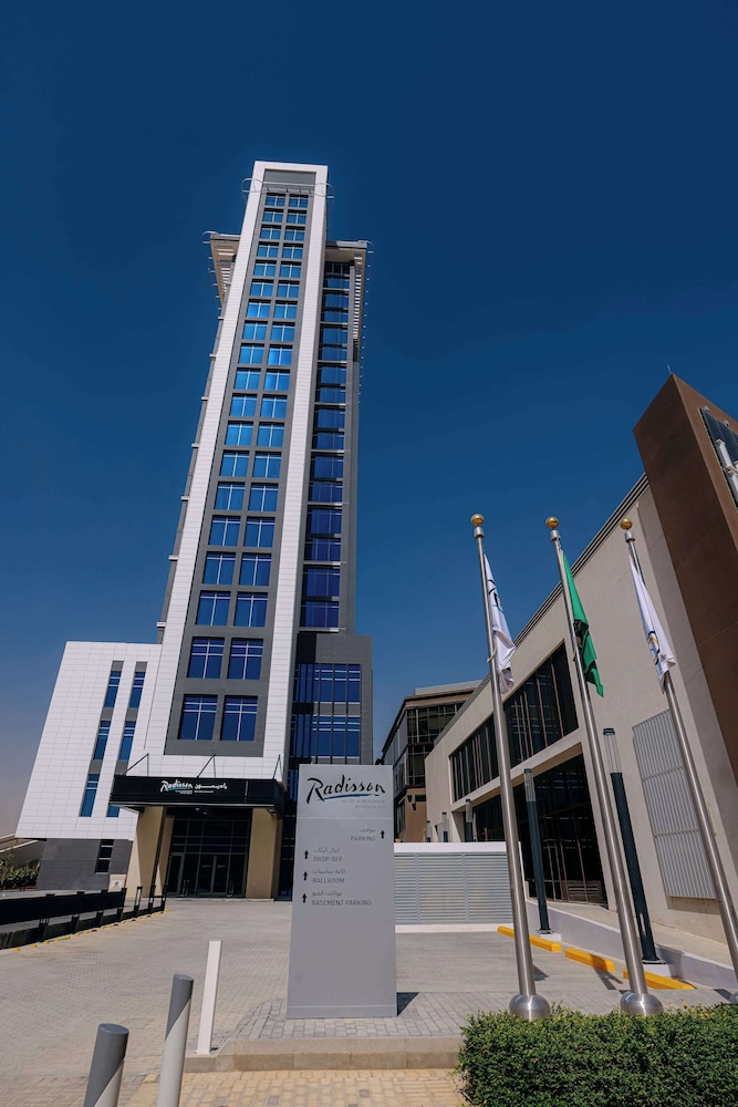 Radisson Hotel & Residence Riyadh Olaya 4/65