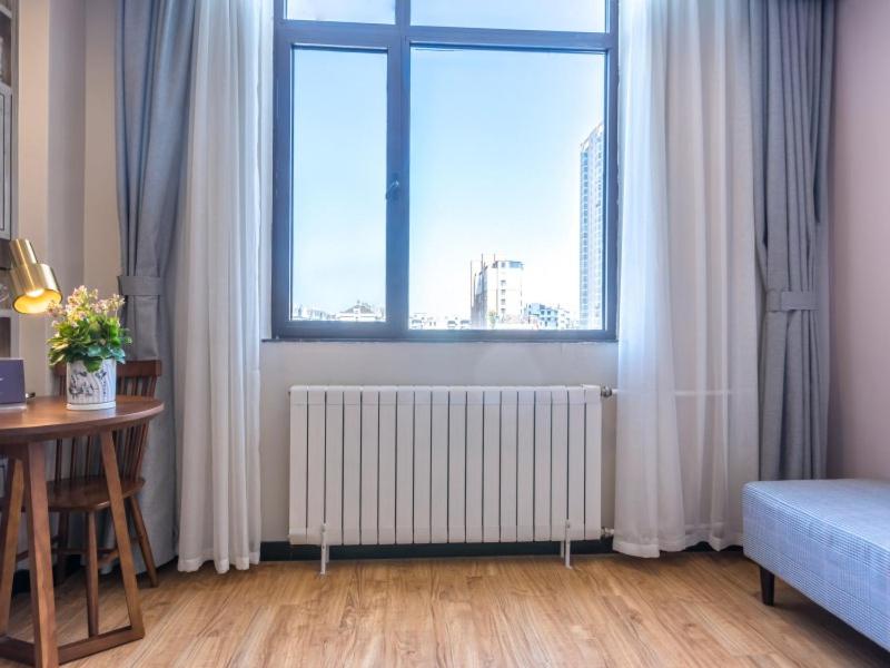 Gem Fuyang City Linquan County Jiangziya Plaza Hotel 1/35
