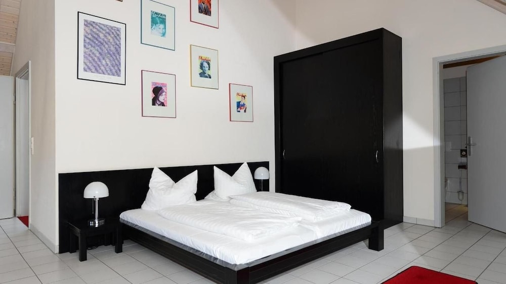 Art Hotel Weimar 5/58