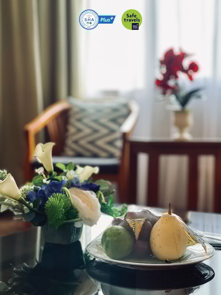 Royal Phuket City Hotel 61/90