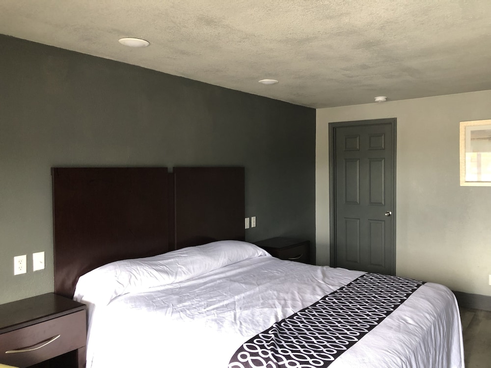 Budget Inn Valparaiso Niceville EglinAFB 7/16
