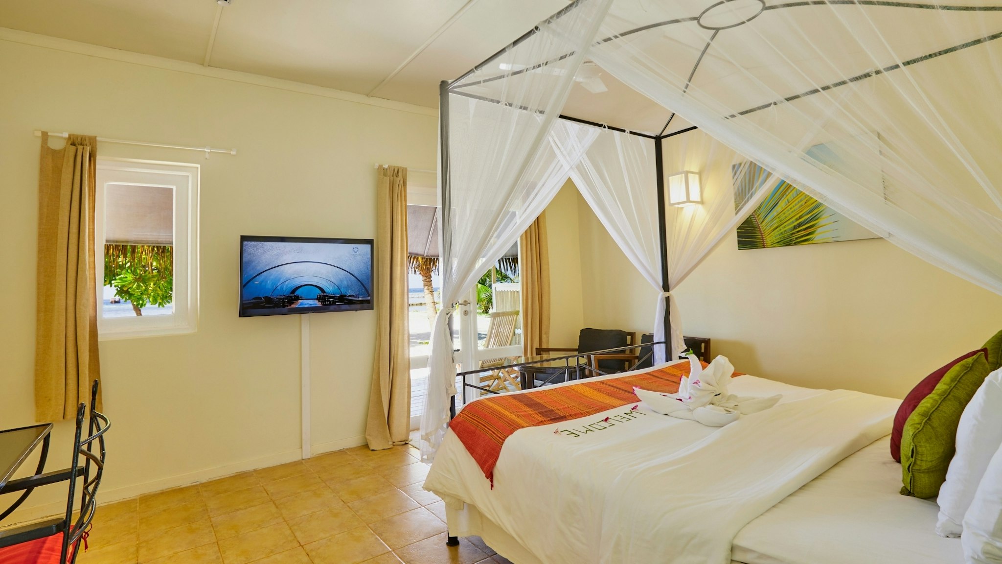 Kuredu Island Resort & Spa 12/50