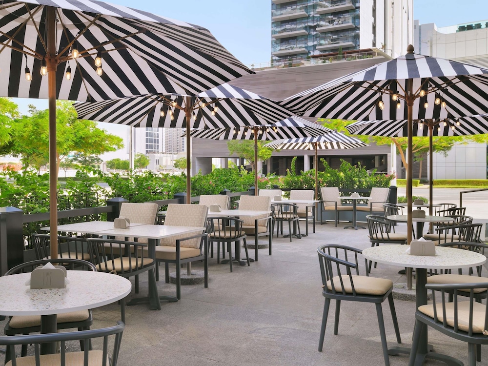 Movenpick Hotel Apartments Downtown Dubai 50/64