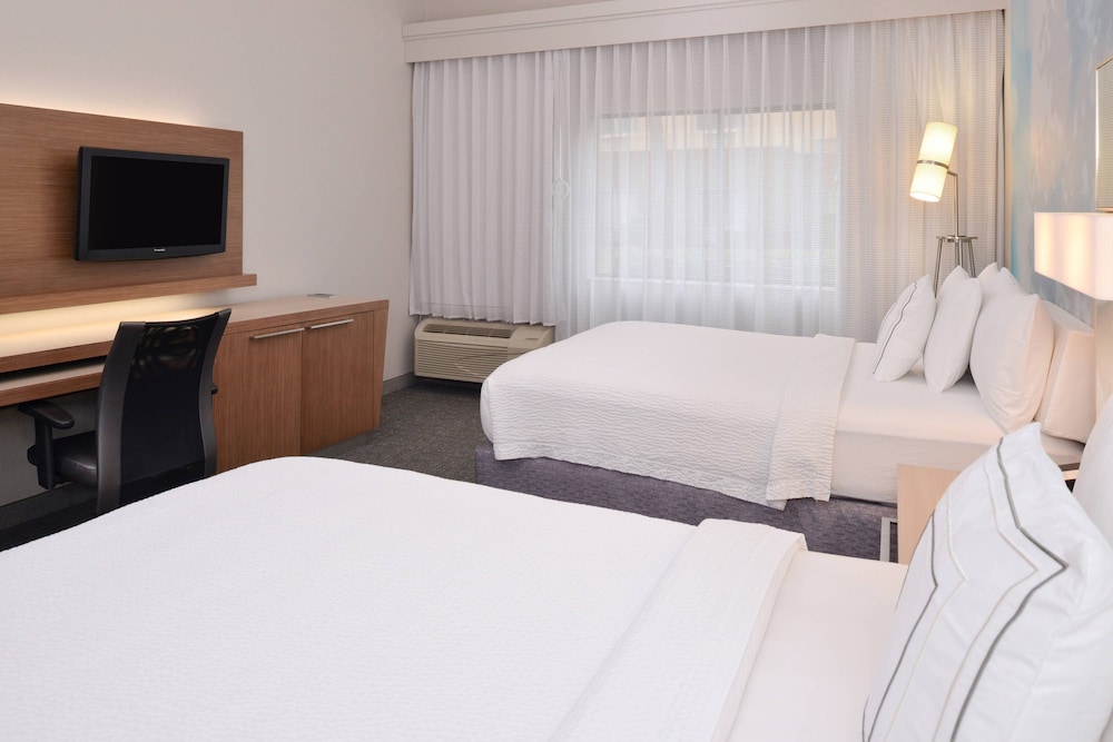 Courtyard by Marriott Beaumont 9/35