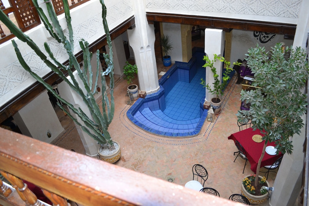Riad Bayti 54/56