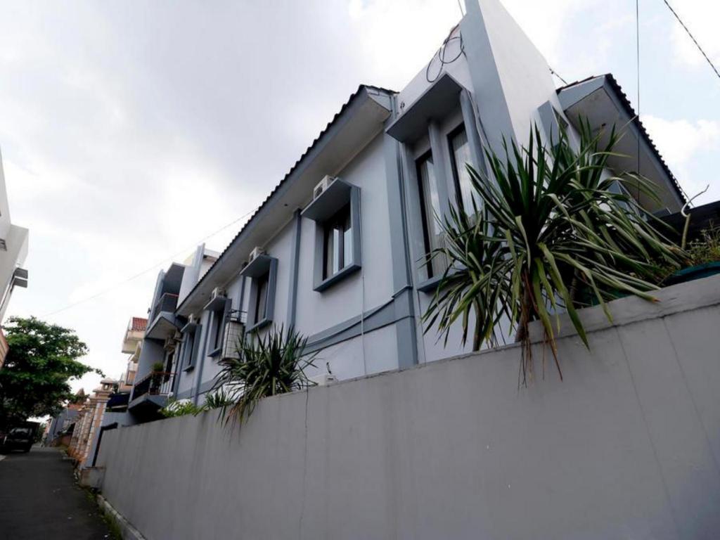 Reddoorz Plus Near Undip Tembalang 3/47