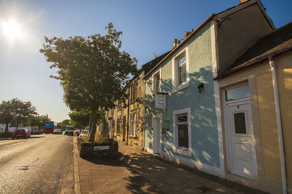 Irvine Riverside Guesthouse by Payman Club 26/32