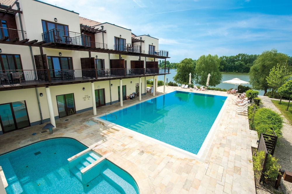 Tisza Balneum Thermal Hotel 3/50