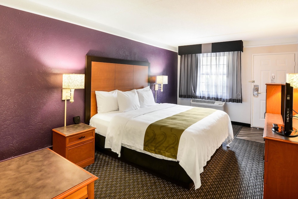 Quality Inn & Suites North Charleston Ashley Phosphate 27/50