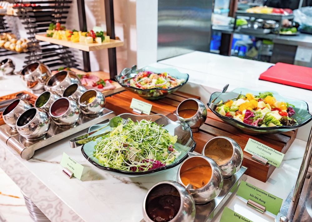 restaurant cafeteria