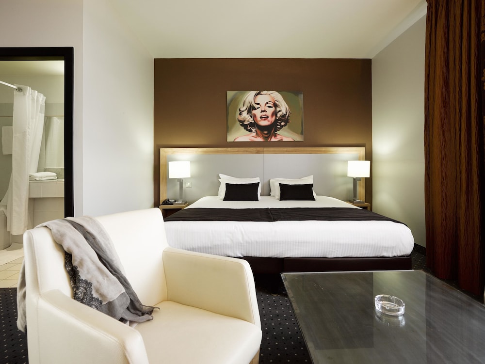7 HOTEL AND FITNESS 29/72