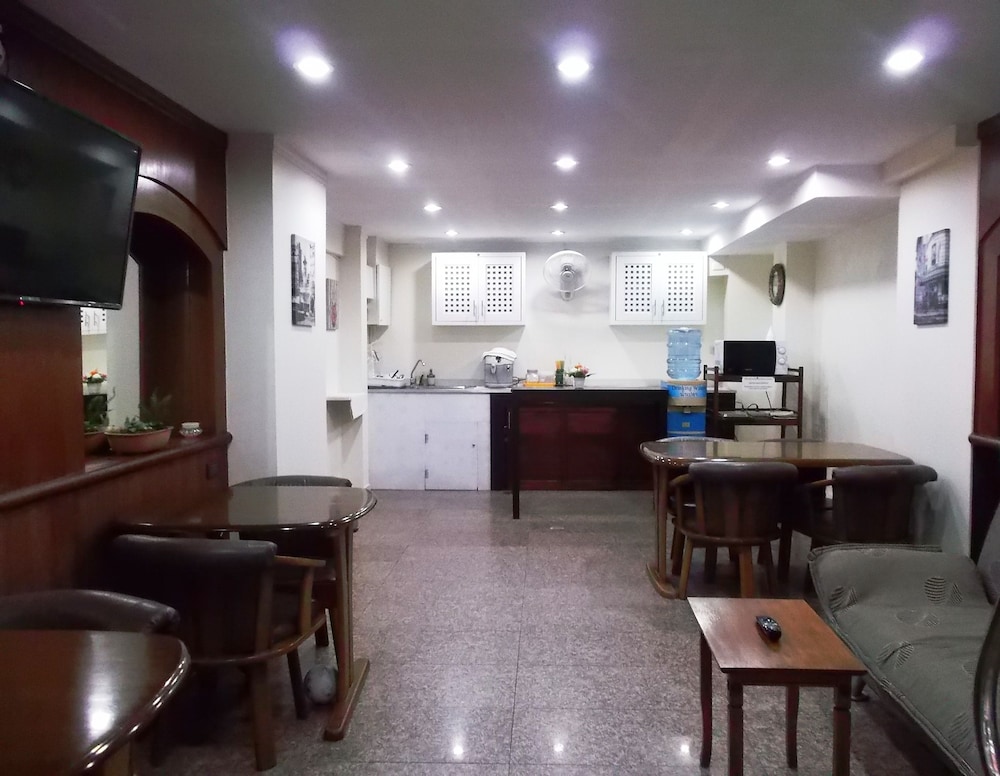 Chaiyapoon Inn 56/67