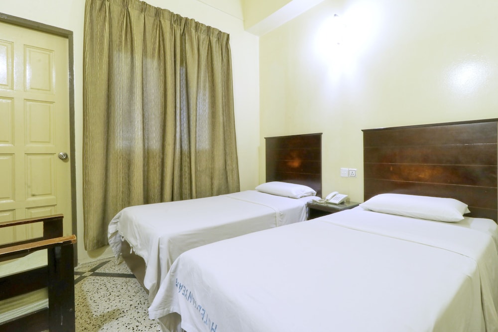 Nan Yeang Hotel 98/126