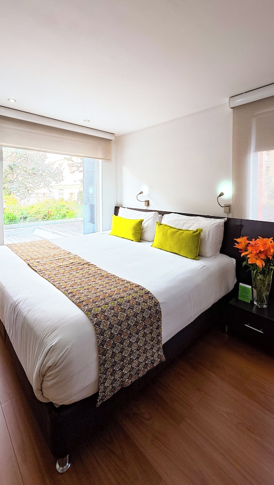Hotel Sercotel Richmond Suites 16/50