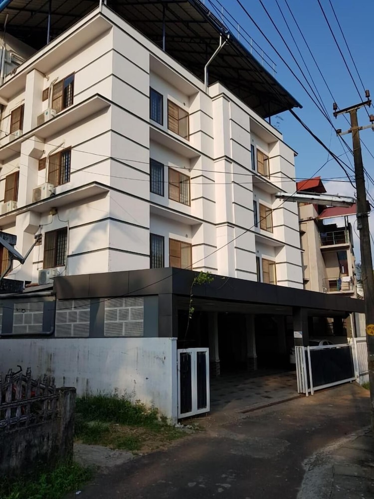Shalom Residency My Atithi 43/50