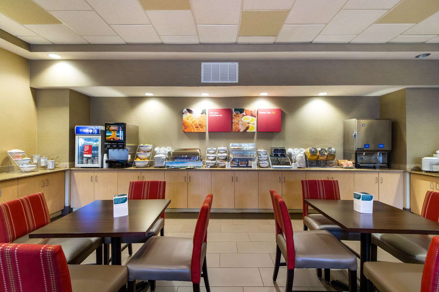 restaurant cafeteria