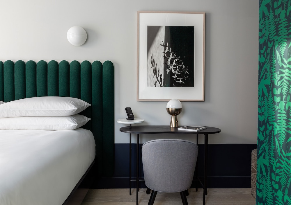 Woodlark Hotel Portland, a Tribute Portfolio Hotel 54/68