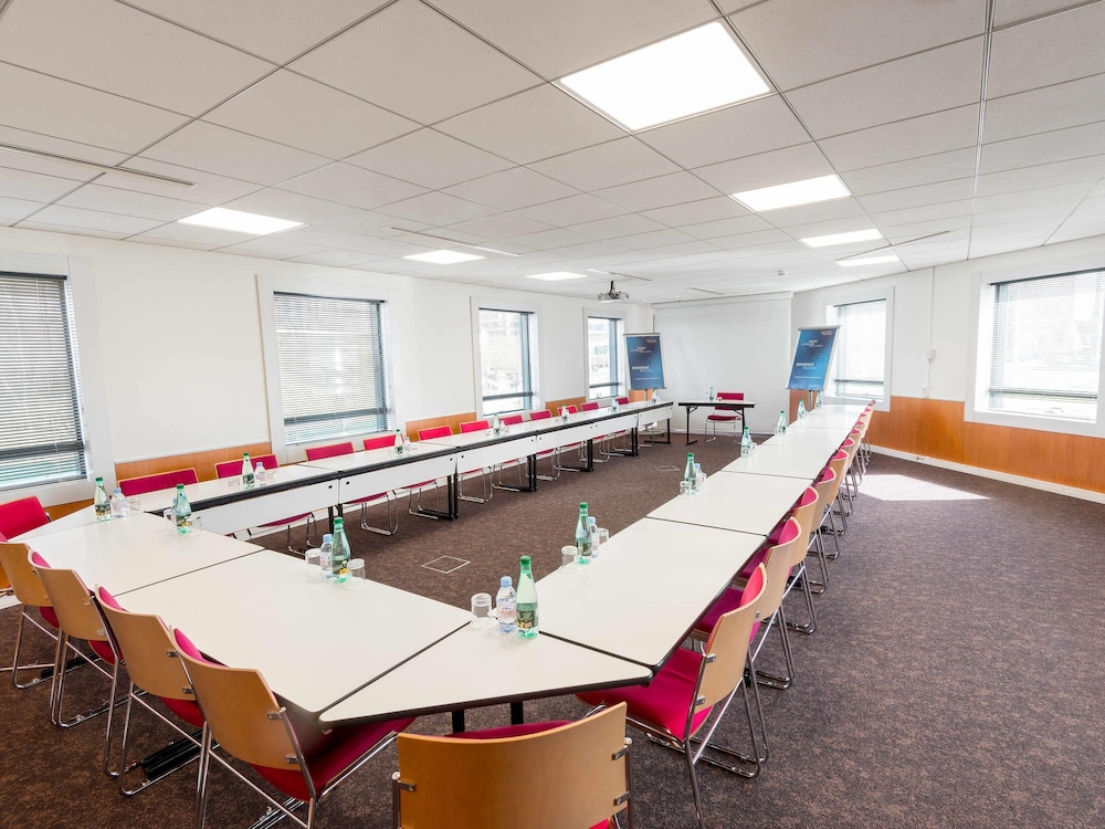 Ibis Marne La Vallee Noisy 68/73