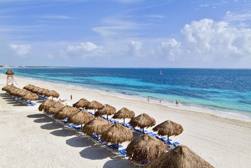 Dreams Sapphire Resort And Spa 68/71