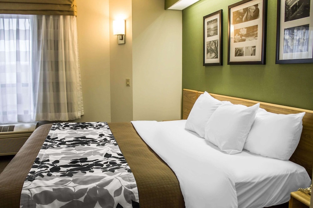 Sleep Inn Bolivar, OH 16/50