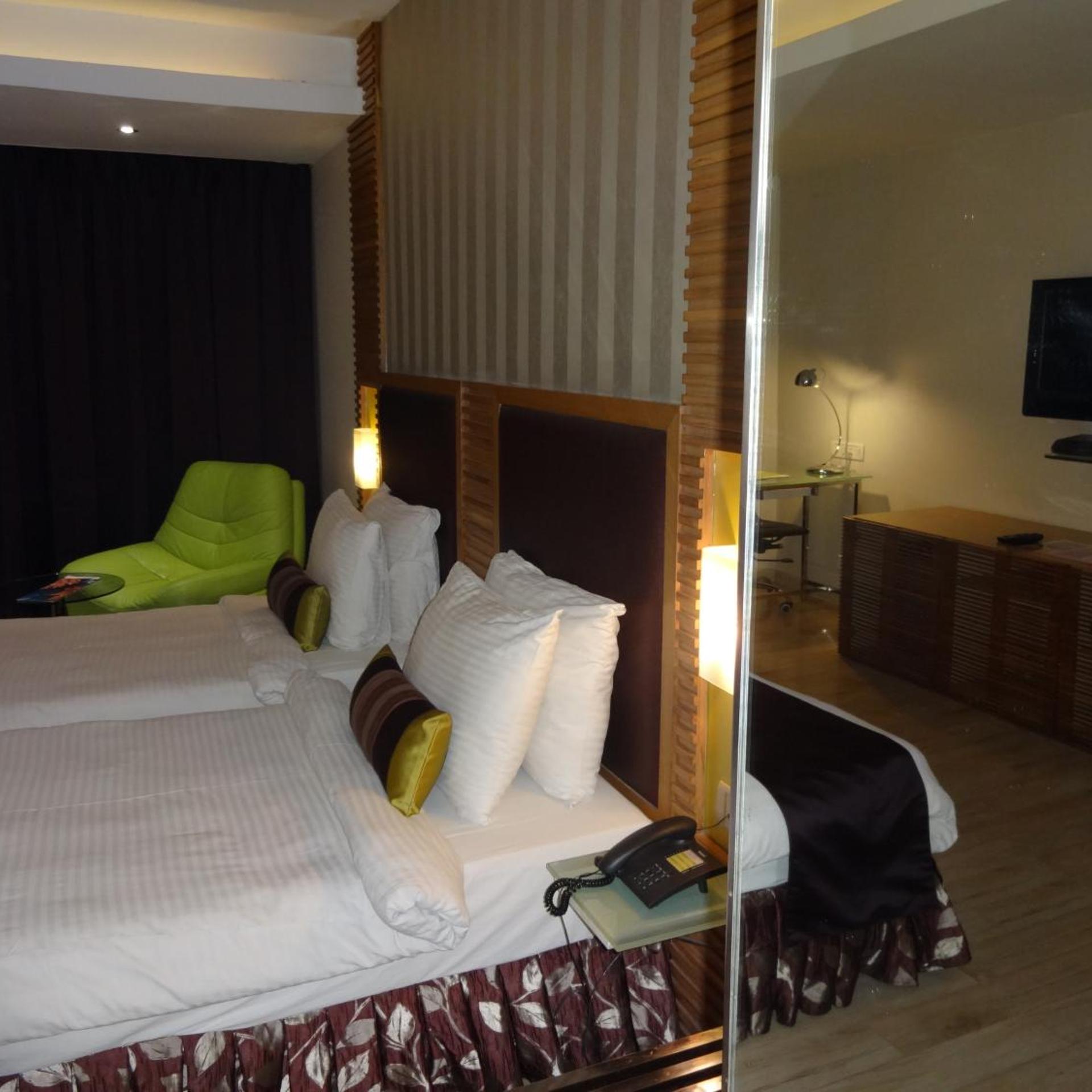 Oyo Premium Karkhana Secunderabad 8/63