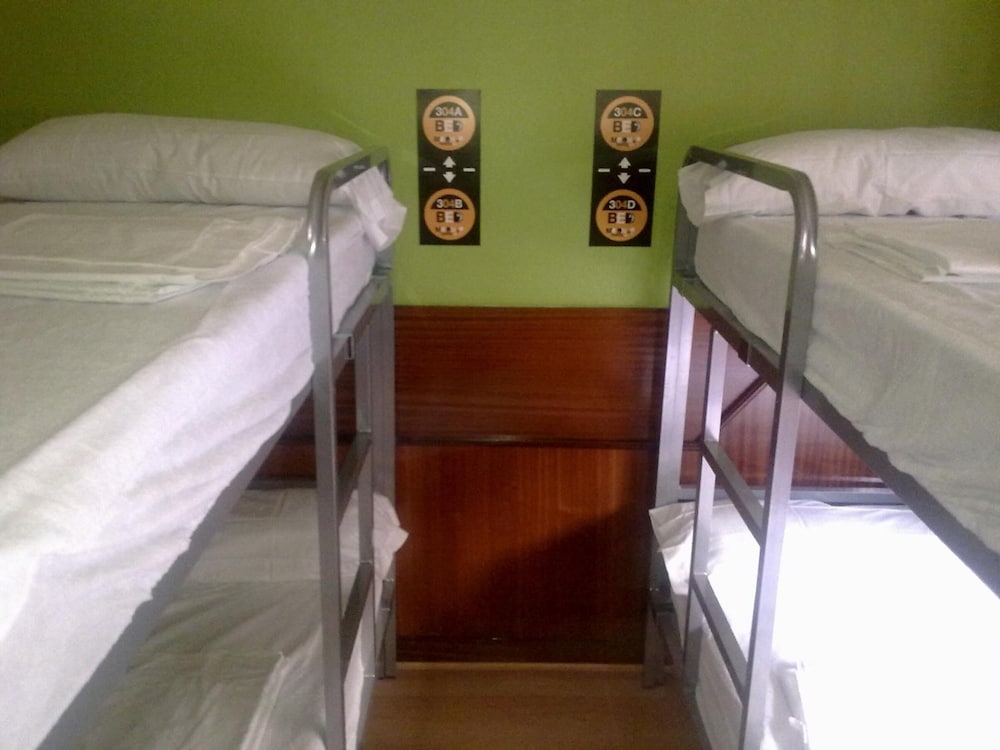 Moon Hostel Bio 21/34
