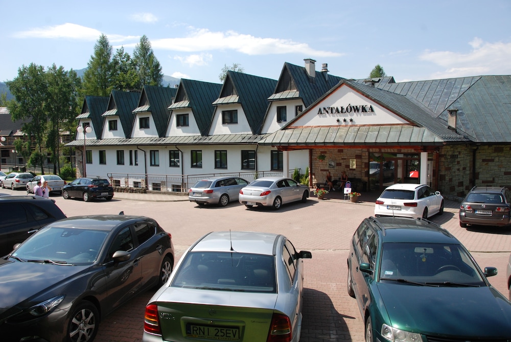 Pensjonaty Antalowka-Polskie Tatry S.A. 44/50