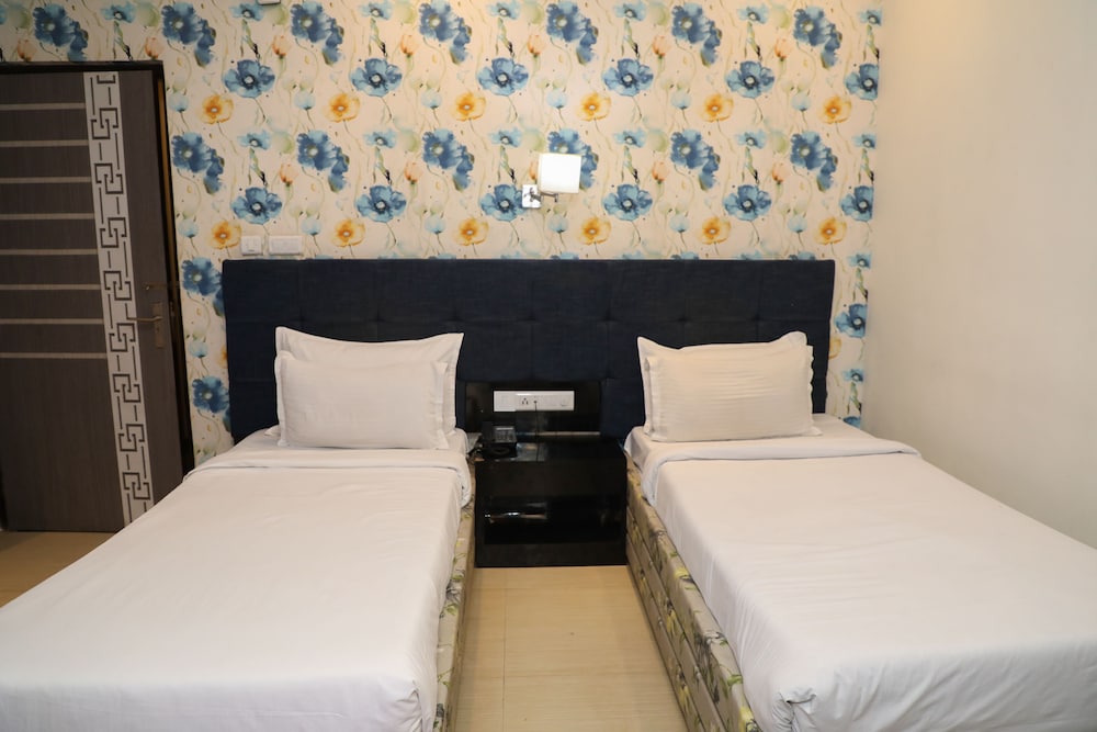 Hotel Dolphin International 14/72
