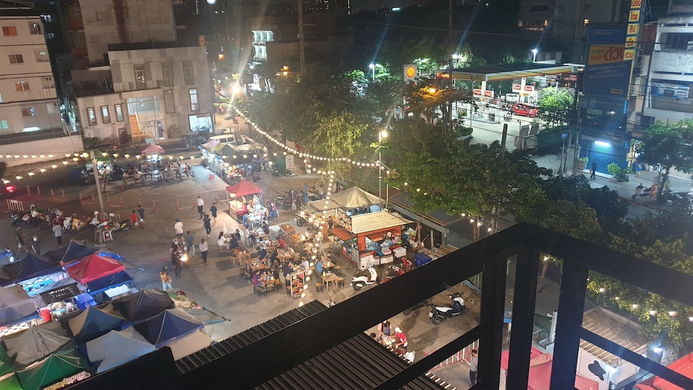 W71 Hotel bangkok 41/50