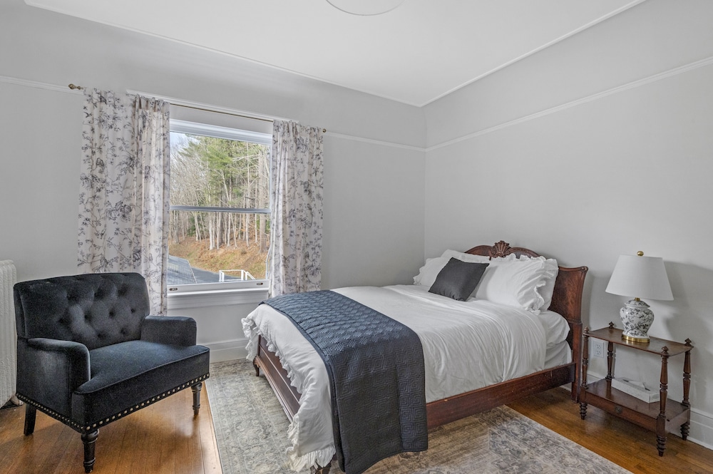 Hartness House Inn 19/50