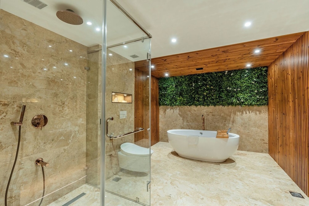 PRESIDENTIAL, SUITE, DOUBLE BED