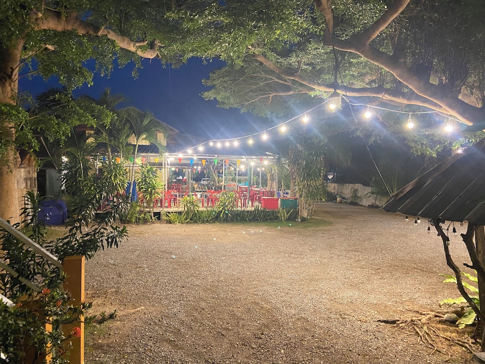 Sd Beach Resort 46/50
