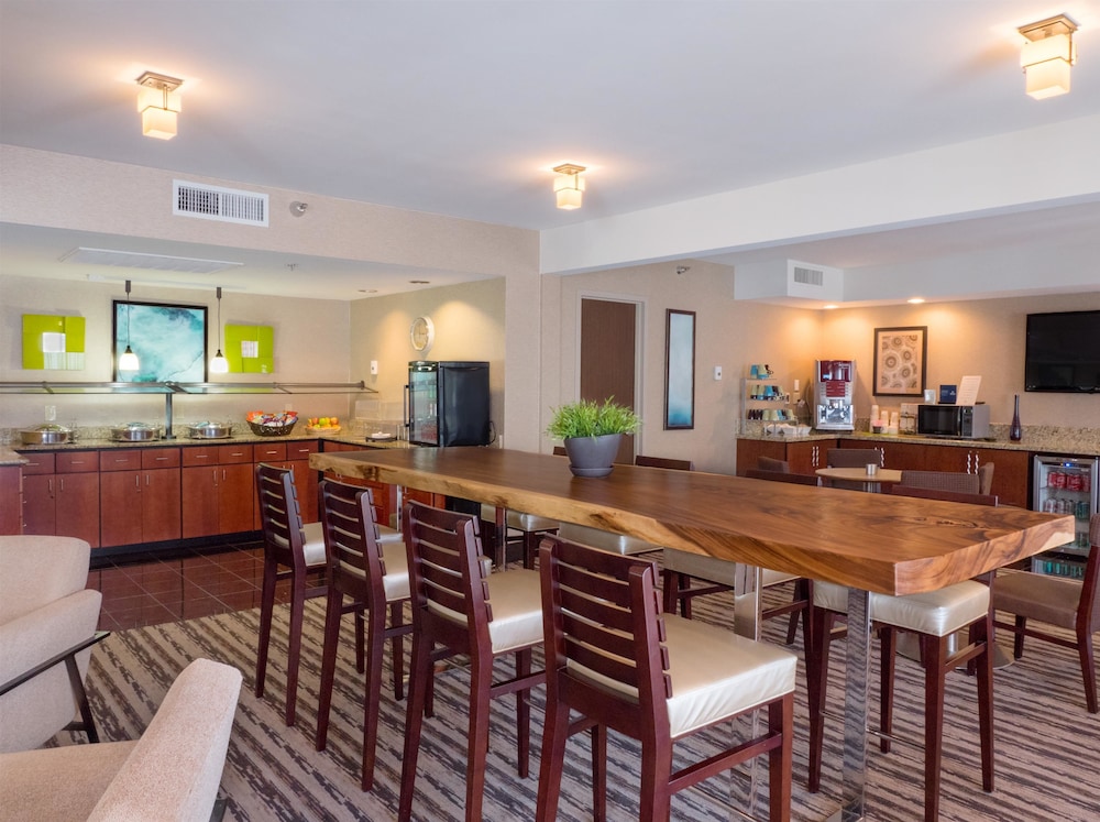 Hilton Phoenix Airport 6/56