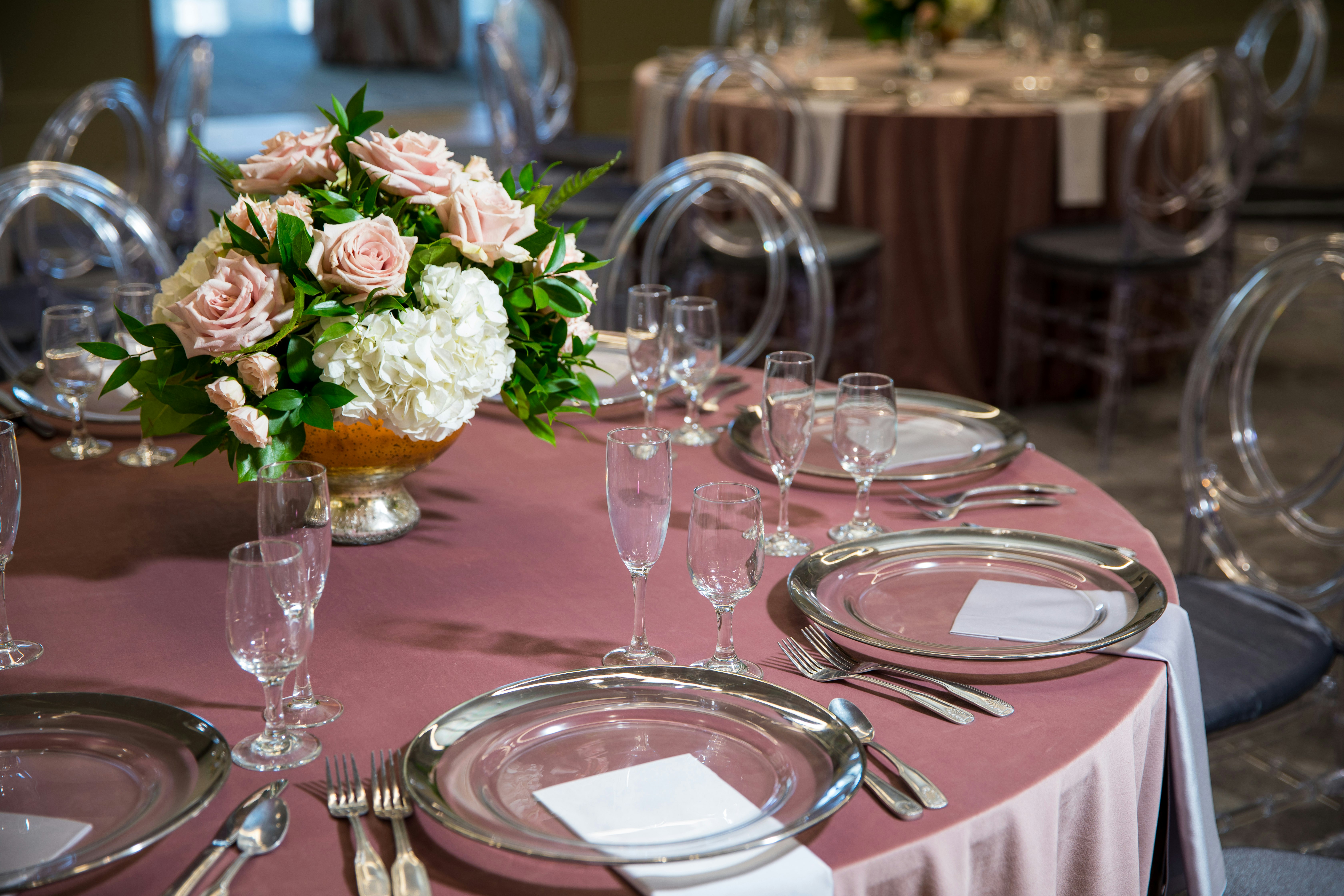 C. Baldwin Curio Collection by Hilton 6/19