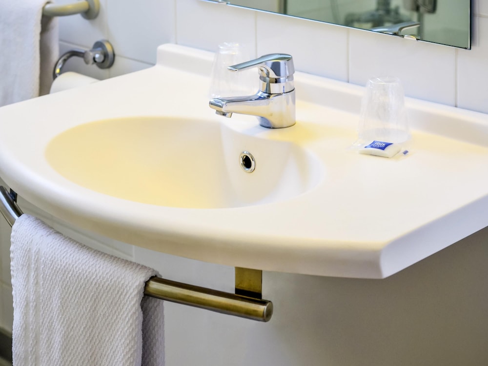 Ibis Budget Pau Lescar 68/68