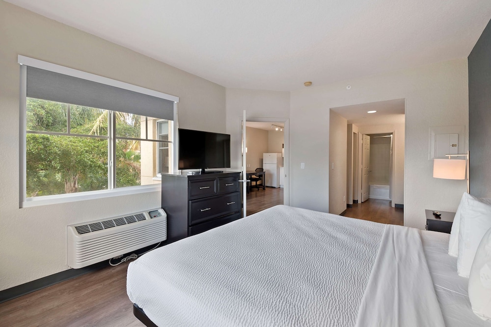 Extended Stay America Premier Suites - Fort Lauderdale - Cypress Creek - Park North 16/59